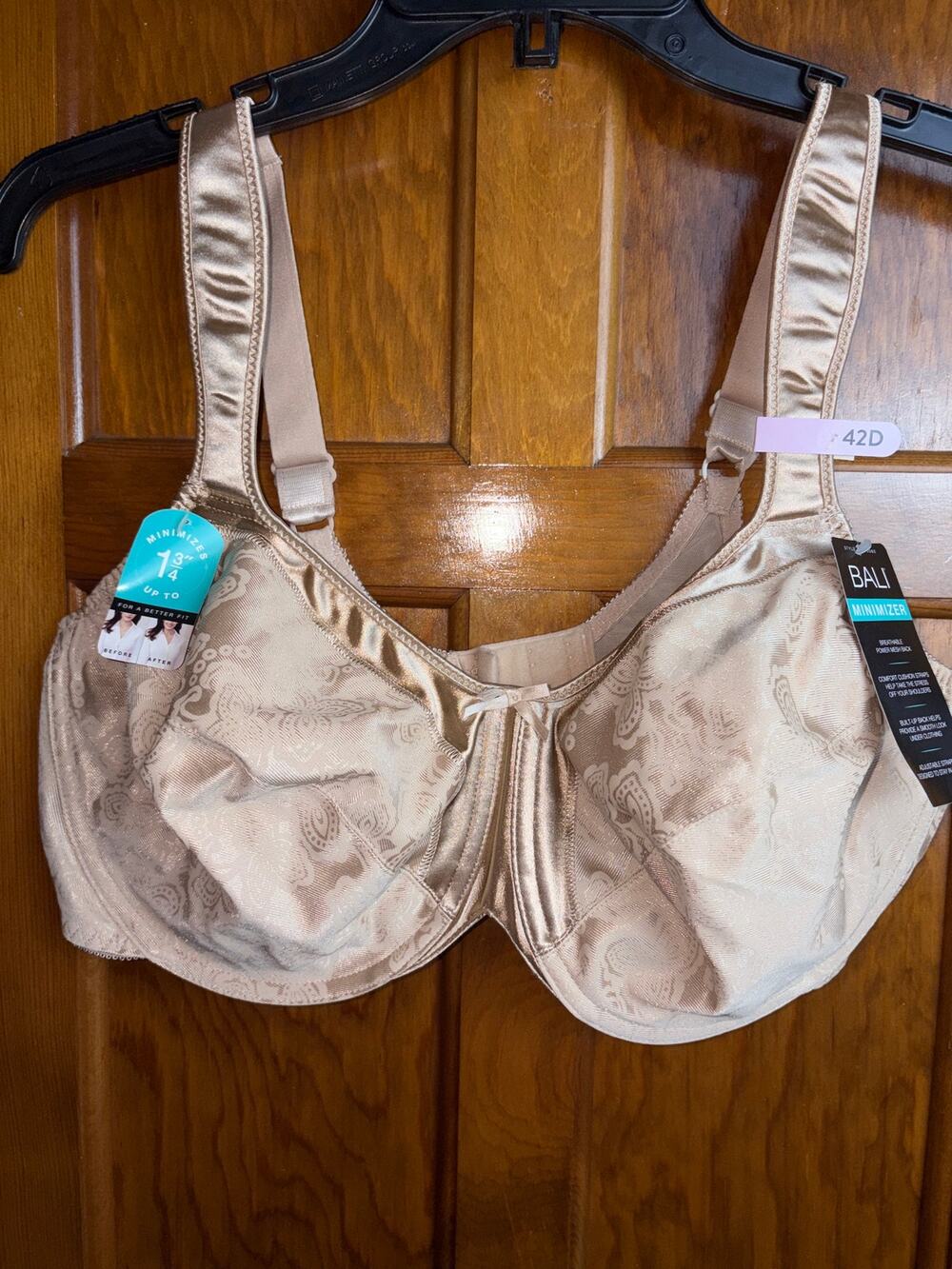 NWT BALI Satin Tracings Minimizer Underwire Bra Style 3562 42D